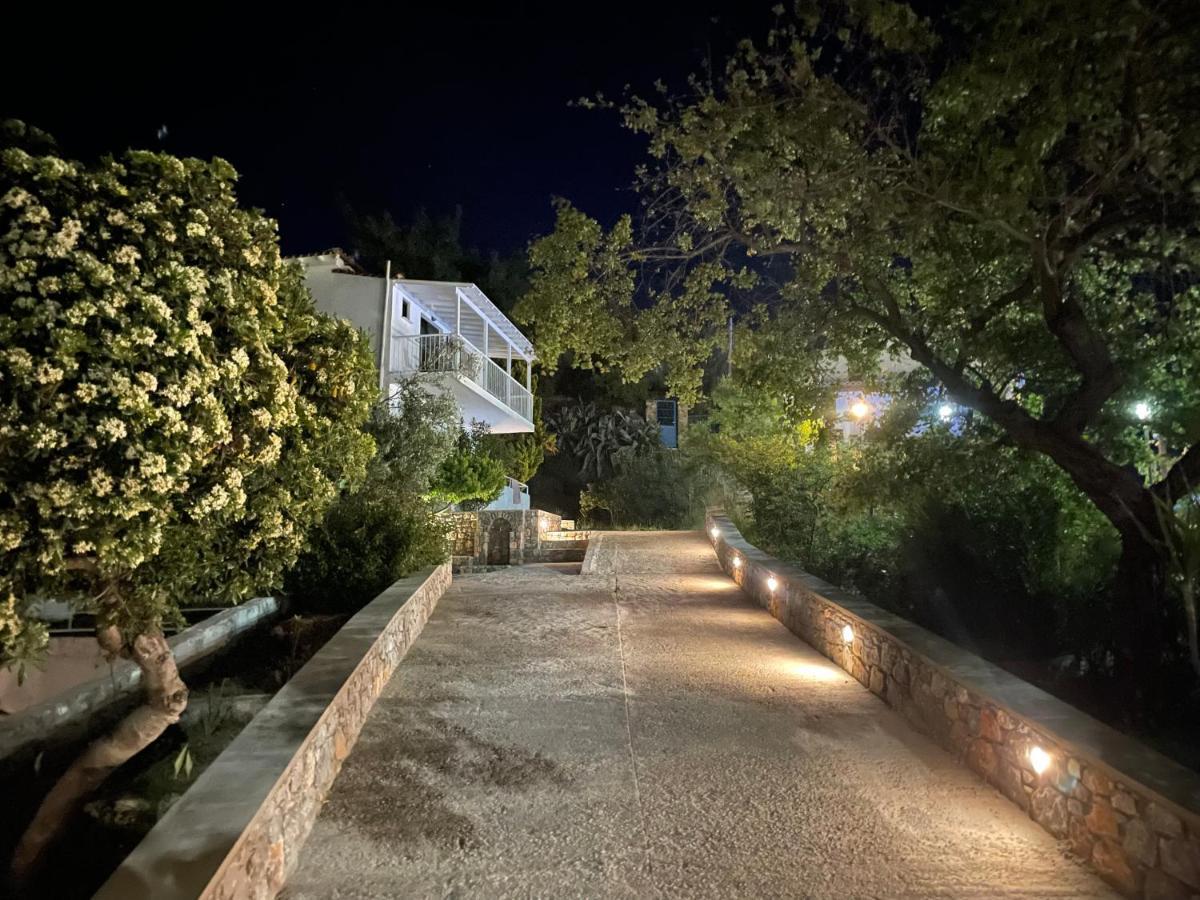 Golden Evelyn Aparthotel Agia Paraskevi  Eksteriør bilde