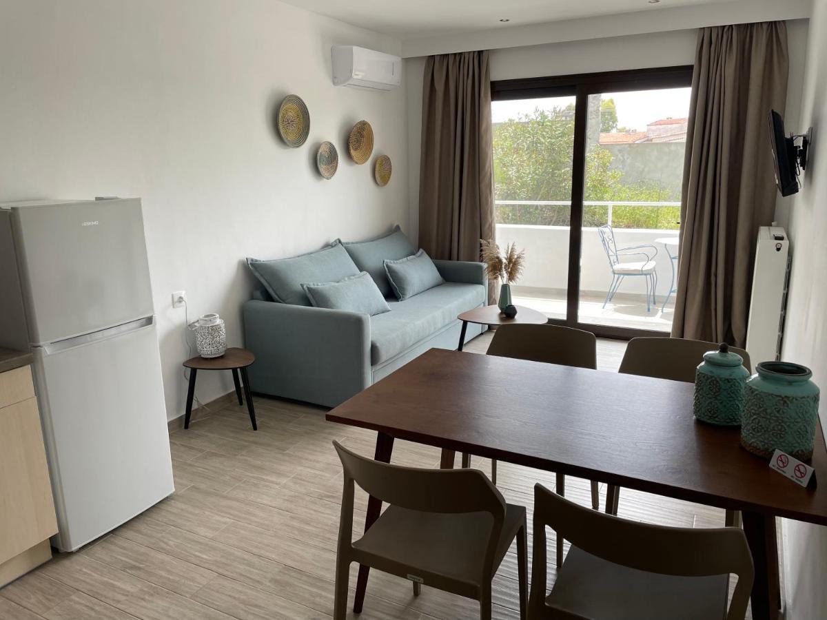 Golden Evelyn Aparthotel Agia Paraskevi  Eksteriør bilde